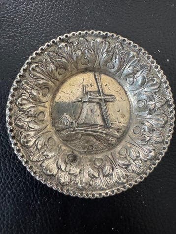 Kom - .833 zilver - Repoussé zilveren decoratieve schaal met
