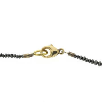 Zwarte diamanten kralenketting met gouden slot, Gebruikt, Ophalen of Verzenden, Met edelsteen, Goud