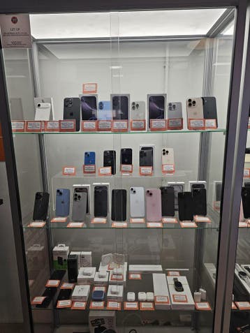 iPhones tegen scherpe prijzen met garantie nu met iDeal in 3, Nieuw