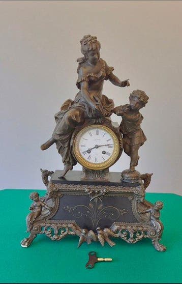 Figurale pendule - Zinklegering, Messing - 1880-1920, Antiek en Kunst, Antiek | Klokken
