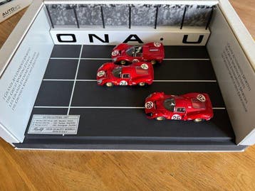 Bang - Diorama Limited Edition “24 Ore Daytona 1967” Diorama, Hobby en Vrije tijd, Nieuw