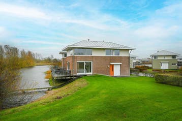 Friesland: Landal Esonstad nr 654 te koop, Friesland