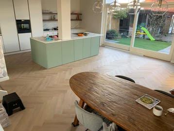 -21% | Actie vloer Klik PVC Visgraat  - OP = OP! | Luxury, Huis en Inrichting, Stoffering | Vloerbedekking, Ophalen, Nieuw