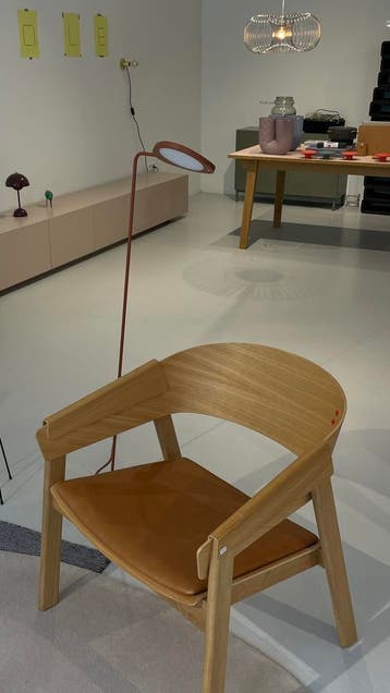Muuto Leaf vloerlamp 1x koperbruin, Ophalen, Nieuw, Metaal, 100 tot 150 cm