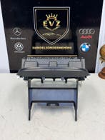 Renault Trafic bj.2021 dashboard deel art.678704840R, Auto-onderdelen, Dashboard en Schakelaars, Gebruikt, Renault