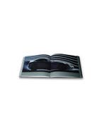 2003 MERCEDES BENZ SLR MCLAREN HARDCOVER BROCHURE DUITS, Boeken, Nieuw, Author