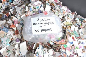Wereld - Flinke uitzoekpartij met zon 50.000+ zegels met, Gestempeld