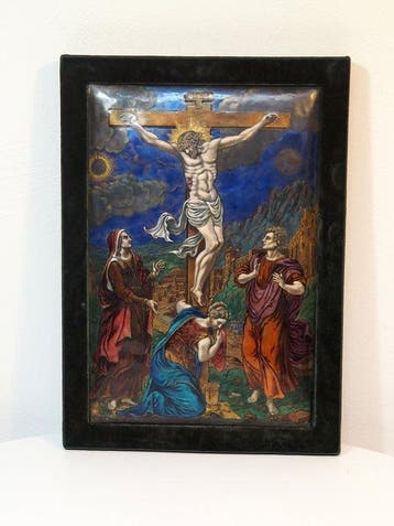 Limoges-plaquette van de Calvarie met gekruisigde Jezus,