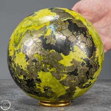 Zeer zeldzame eerste kwaliteit serpentine & pyriet Sphere,