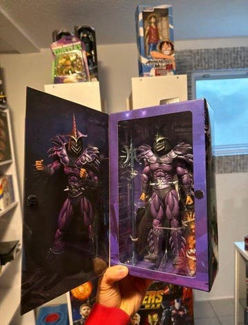 NECA - Figuur - Super Shredder (Teenage Mutant Ninja Turtles