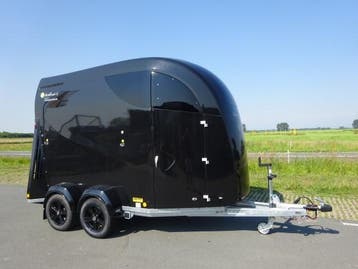 NIEUW DIRECT LEVERBAAR Bucker Careliner L full options, Ophalen, Nieuw, Polyester, 2-paards trailer