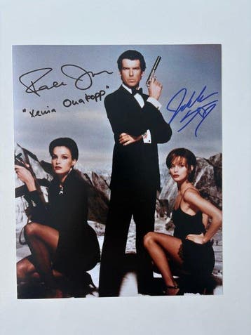 James Bond 007: GoldenEye, Double signed Izabella Scorupco, Nieuw
