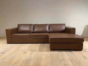 Leren hoekbank Fine, 2,5 zits arm links, longchair rechts,, 250 tot 300 cm, Hoekbank, Nieuw, Ophalen of Verzenden