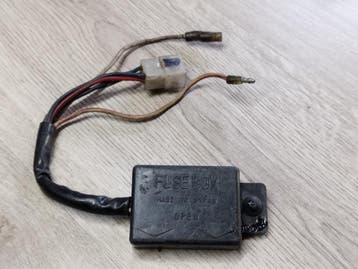 Fuse panel zekeringen kast / Kawasaki Z650, Motoren, Verzenden, Gebruikt