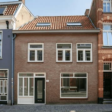 Huis in Bergen Op Zoom gevonden voor €1900,- pm, 50 m² of meer, Overige regio's