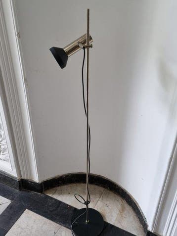 Vintage Stehleuchte – verstellbarer Spot / Stehlampe –