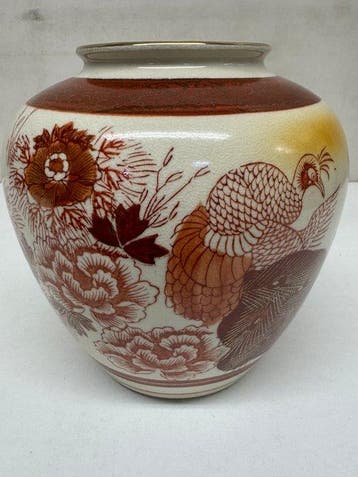 Japanse vintage vaas Kutani Senryu   keramiek uit Japan
