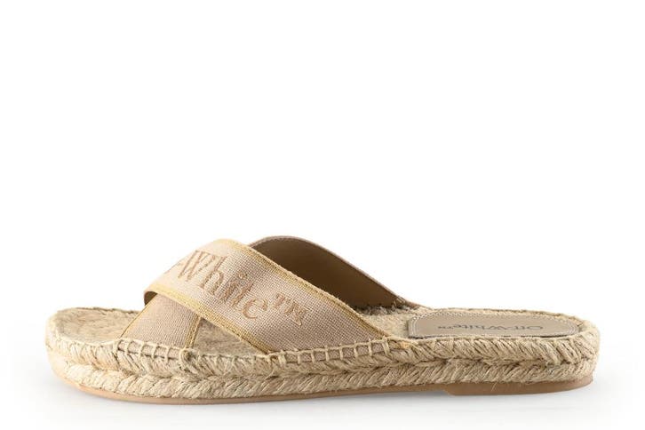 Off-White Slippers in maat 40 Beige, Kleding | Dames, Schoenen, Beige, Zo goed als nieuw, Slippers, Verzenden