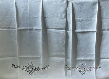 Pizzo tombolo Cantù e ricami fatti a mano - Elegante antieke