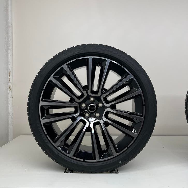 Nieuwe 22 inch Volvo XC90 velgen en zomerbanden, Auto-onderdelen, Banden en Velgen, Overige maten, Zomerbanden, 275 mm, Personenwagen