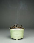 Longquan Censer - Porselein - China - Yuan-Ming-dynastie, Antiek en Kunst