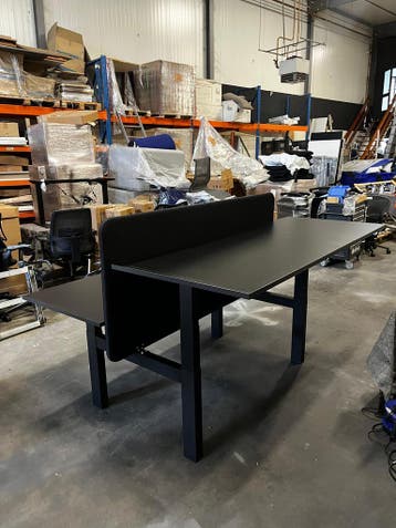 Elektrisch Verstelbaar Duo Bureau - Ahrend, Huis en Inrichting, Verzenden, In hoogte verstelbaar, Zo goed als nieuw