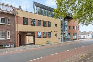 Te huur: Appartement Wilhelminaplein in Roermond, Roermond, Limburg, Appartement