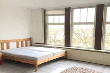 Kamer Mathenesserdijk in Rotterdam, Huizen en Kamers, Kamers te huur, 20 tot 35 m², Rotterdam