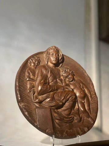 Beeldje - Round High Relief Plaque Madonna and Child with