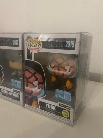 Funko - Funko Pop TUSK GLOW SUPREME EDITION SOLO LEVELING -