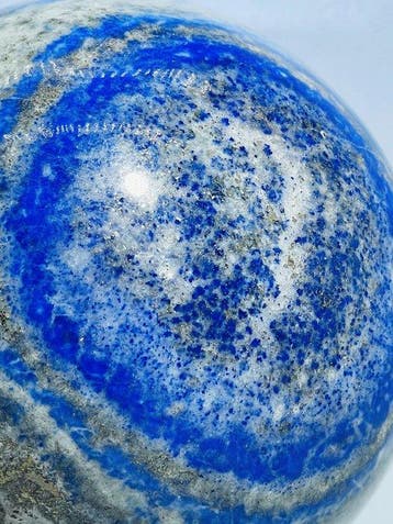 Unieke denimblauwe lapis lazuli bol – Een echt, Verzamelen, Mineralen en Fossielen