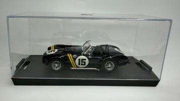 Bang 1:43 - Modelauto - AC Cobra Spider, Nieuw