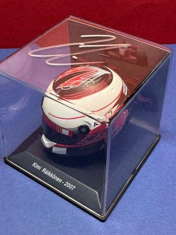 Ferrari - Kimi Räikkönen - 2007 - Helm op schaal 1/5, Verzamelen, Automerken, Motoren en Formule 1, Nieuw