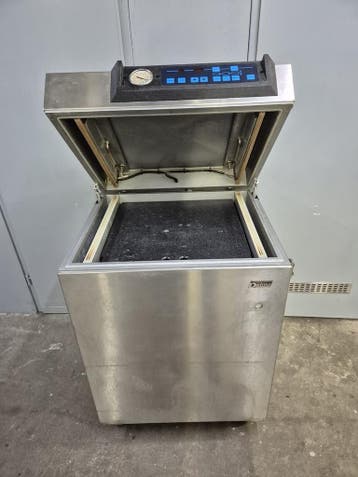 Veiling vleeshandel machines apparatuur slagerij, Gebruikt, Bakkerij en Slagerij