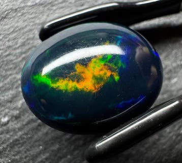 Opaal Cabochon- 2.45 g