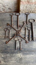 Sleutel (13) Antiek