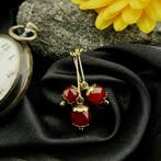 Vintage gouden hanger met een tros van carneool., Ophalen of Verzenden, Gebruikt, Goud, Overige merken