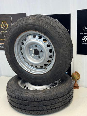Caravan en aanhangers reservewiel band 2 stuks 195/70R15C, Gebruikt, 15 inch, Banden en Velgen, 195 mm