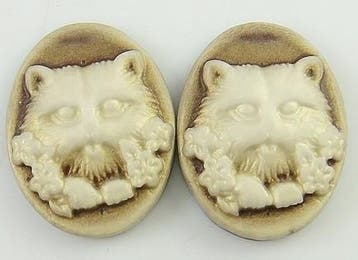 2 x Prachtige Camée met een poes of kat 23 x 17 x 6 mm, Ophalen of Verzenden, Nieuw, Overige typen