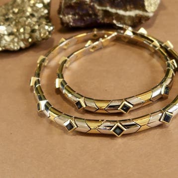 Bicolor gouden fantasie collier met saffier (Ketting), Gebruikt, Ophalen of Verzenden, Met edelsteen, Goud