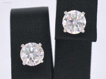 Witgouden diamanten oorbellen van 2.00 carat, Nieuw