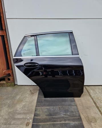 Portier rechtsachter Mercedes C-klasse s205 Combi (P020), Ophalen of Verzenden, Gebruikt, Mercedes-Benz
