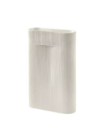 Muuto Ridge Vase L beige (nieuw) van €205 voor €79,-, Huis en Inrichting, Woonaccessoires | Vazen, Ophalen, Overige kleuren, Aardewerk of Porselein
