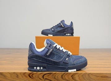 Louis Vuitton - LV Trainer Navy Blue Denim - Sneakers -, Kleding | Heren, Schoenen, Nieuw