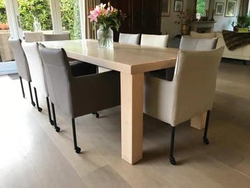 Set van 8 leren kuip eetkamerstoelen met wieltjes, Huis en Inrichting, Stoelen, Ophalen of Verzenden, Nieuw, Leer