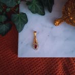 Gouden hanger met synthetische robijn en zirconia., Ophalen of Verzenden, Gebruikt, Goud, Overige merken
