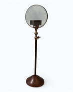 Vergrootglas - decoratieve koperkleurige kandelaar met