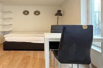 Appartement van Goorstraat in Breda, Noord-Brabant, Via bemiddelaar, Breda, Appartement