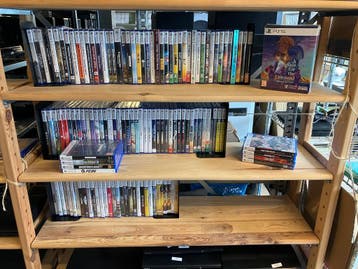 200+ Playstation 5 / PS5 Games - toptitels, krasvrij vanaf, Ophalen of Verzenden, Zo goed als nieuw
