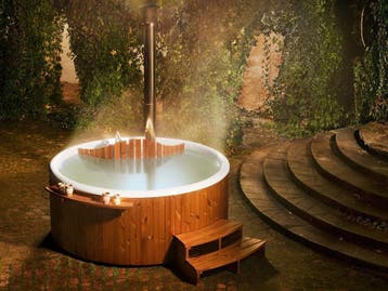 Skargards hottub houtgestookte hot tub met RVS kachel, Ophalen of Verzenden, Nieuw, Pomp, Vast